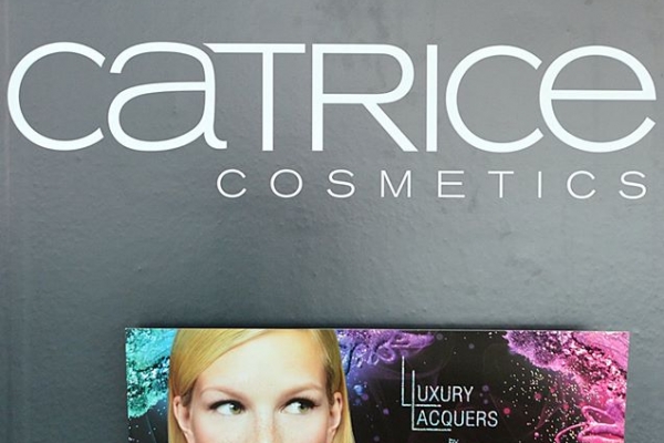 antropoti-vip-club-interior-design-event-catrice-promotion-makeup-nails6-600x400.jpg